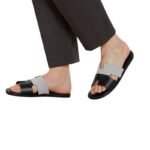 Hermes Izmir sandal Prunoir Noir - Image 5