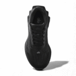 ALO Yoga Runner Triple Black - Image 4