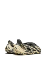 Adidas Yeezy Foam RNNR MXT Moon Gray - Image 3