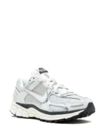 Nike Zoom Vomero 5 Photon Dust Metallic Silver - Image 2