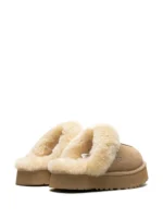 UGG Disquette Slipper Sand - Image 3
