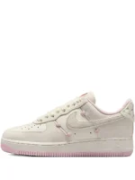 Nike Air Force 1 Low Valentine's Day (2025) - Image 3