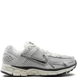 Nike Zoom Vomero 5 Photon Dust Metallic Silver