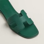 Hermes Vert Lierre Epsom Oran Sandals - Image 4